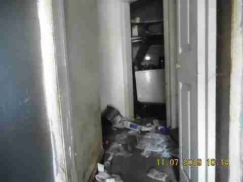 12100 Burt (29)_m.jpg